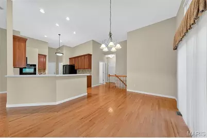 121 Kendl Court, Florissant, MO 63031 - Photo 16
