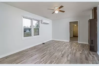 957 Wood Street, Lebanon, MO 65536 - Photo 4