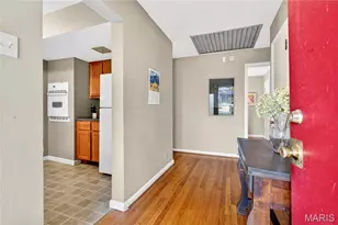 450 Forest Green Dr, Webster Groves, MO 63119 - Photo 4