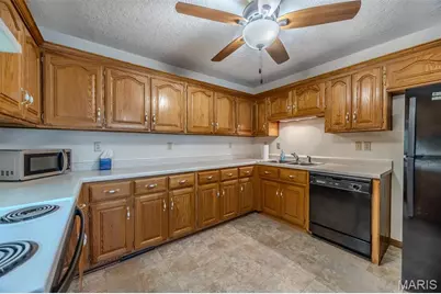 24901 Englewood Lane, Lebanon, MO 65536 - Photo 34