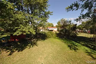 2347 Farflung Dr, Florissant, MO 63031 - Photo 26