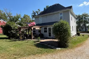 809 E Main St, Perry, MO 63462 - Photo 8