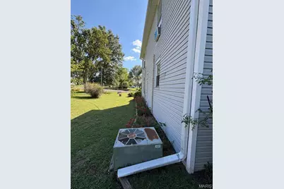 809 E. Main Street, Perry, MO 63462 - Photo 44