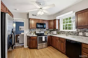 485 Clemens Ave, Kirkwood, MO 63122 - Photo 10