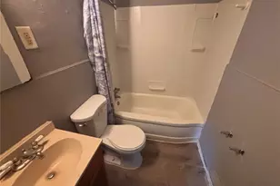 705 Beardsley Ct, Ferguson, MO 63135 - Photo 14