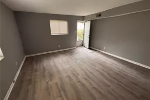 705 Beardsley Ct, Ferguson, MO 63135 - Photo 4