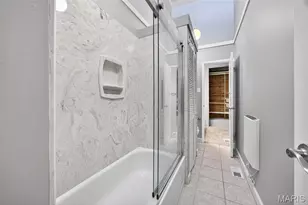 670 Coeur de Royale Dr, Creve Coeur, MO 63141 - Photo 10