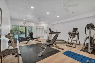 1033 Wilton Royal Dr, Creve Coeur, MO 63146 - Photo 50