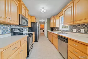 240 Cedar Spring Dr, Jackson, MO 63755 - Photo 6