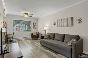 10080 Sakura Dr, Saint Louis, MO 63128 - Photo 2