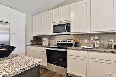 152 Estes Drive, Saint Charles, MO 63304 - Photo 6