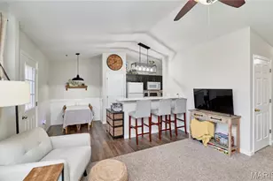 101 Equestrian Dr, Winfield, MO 63389 - Photo 8