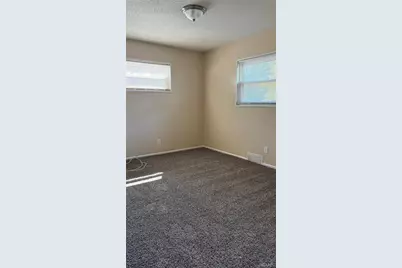 299 Dashwood Drive, Ferguson, MO 63135 - Photo 8