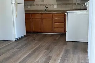 299 Dashwood Dr, Ferguson, MO 63135 - Photo 6