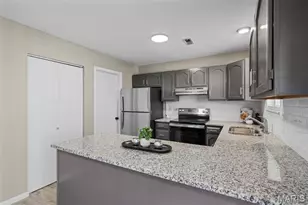 46 Meadow Run Ct, Saint Charles, MO 63303 - Photo 10