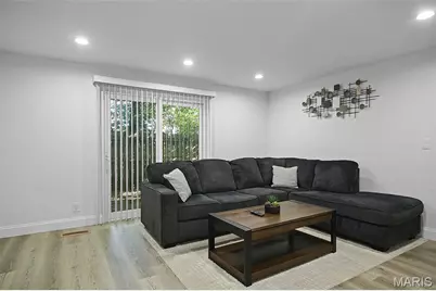 10401 Briarbend Drive #2, Saint Louis, MO 63146 - Photo 4