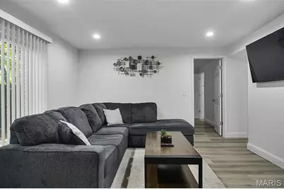 10401 Briarbend Drive #2, Saint Louis, MO 63146 - Photo 6