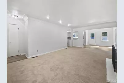 3940 Parker Road, Florissant, MO 63033 - Photo 12