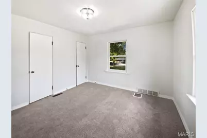 3940 Parker Road, Florissant, MO 63033 - Photo 4