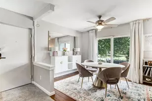 4347 Chateau De Ville Dr, Saint Louis, MO 63129 - Photo 4