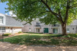 4347 Chateau De Ville Dr, Saint Louis, MO 63129 - Photo 34