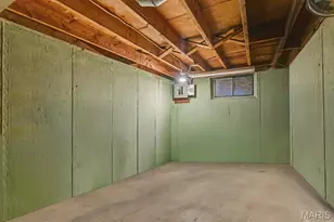 10601 Spring Garden Dr, Saint Louis, MO 63137 - Photo 12