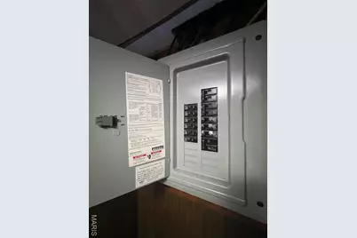 6737 Kenwood Drive, Saint Louis, MO 63121 - Photo 12