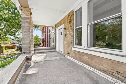4 Lewis Place, Saint Louis, MO 63113 - Photo 8