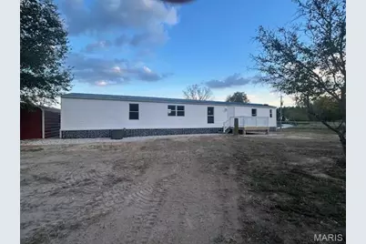 138 Bluegill Circle, Moscow Mills, MO 63362 - Photo 2