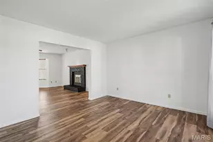 9 Schrader Farm Ct, Saint Peters, MO 63376 - Photo 4