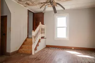 694 Market St, Saint Genevieve, MO 63670 - Photo 2