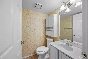 250 S Brentwood Blvd, Saint Louis, MO 63105 - Photo 16