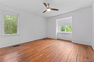 2014 James St, Saint Louis, MO 63104 - Photo 10