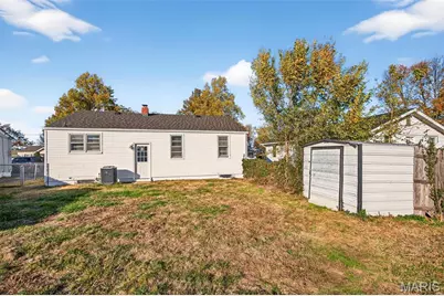 10592 Clarendon Avenue, Saint Louis, MO 63114 - Photo 28
