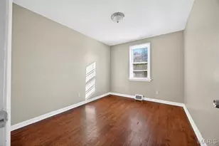 10592 Clarendon Ave, Saint Louis, MO 63114 - Photo 20