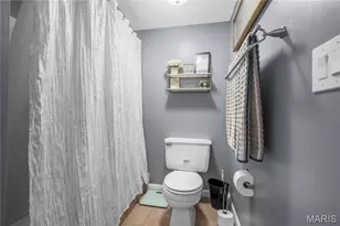 5569 Baronridge Dr, Saint Louis, MO 63129 - Photo 22