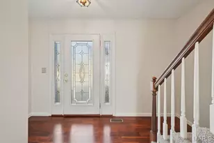 2804 Bear Creek Ct, Saint Louis, MO 63129 - Photo 2
