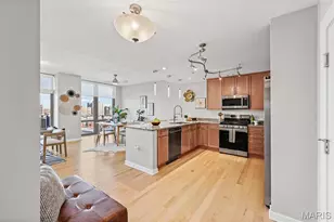 4909 Laclede Ave, Saint Louis, MO 63108 - Photo 20