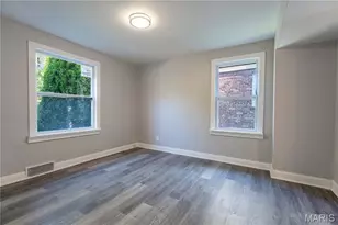 206 Thoroughman Ave, Ferguson, MO 63135 - Photo 10