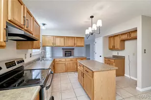 160 Bright Gem Dr, Saint Charles, MO 63304 - Photo 10