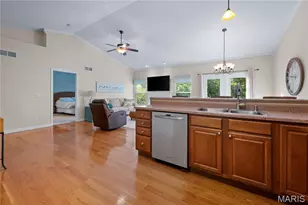 1017 Windsor Crest Ct Ct, Cottleville, MO 63376 - Photo 16