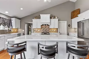 421 Spears St, Sunset Hills, MO 63127 - Photo 10