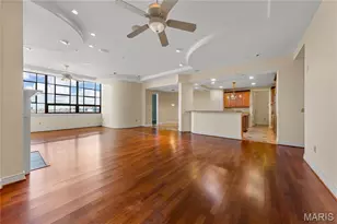 400 S 14th St, Saint Louis, MO 63103 - Photo 16