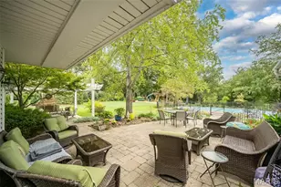 12580 Durbin Dr, Town and Country, MO 63141 - Photo 4