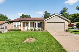1 Shadowridge Dr, Saint Peters, MO 63376 - Photo 1