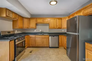 215 Midlothian Rd, Saint Louis, MO 63137 - Photo 2