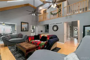 3849 Secretariat Dr, Florissant, MO 63034 - Photo 8