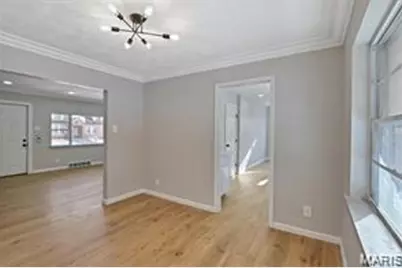 6902 Ira Avenue, Saint Louis, MO 63121 - Photo 10