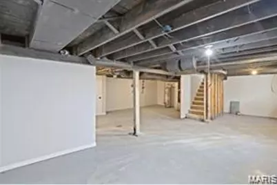 6902 Ira Avenue, Saint Louis, MO 63121 - Photo 24