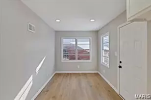 6902 Ira Ave, Saint Louis, MO 63121 - Photo 16